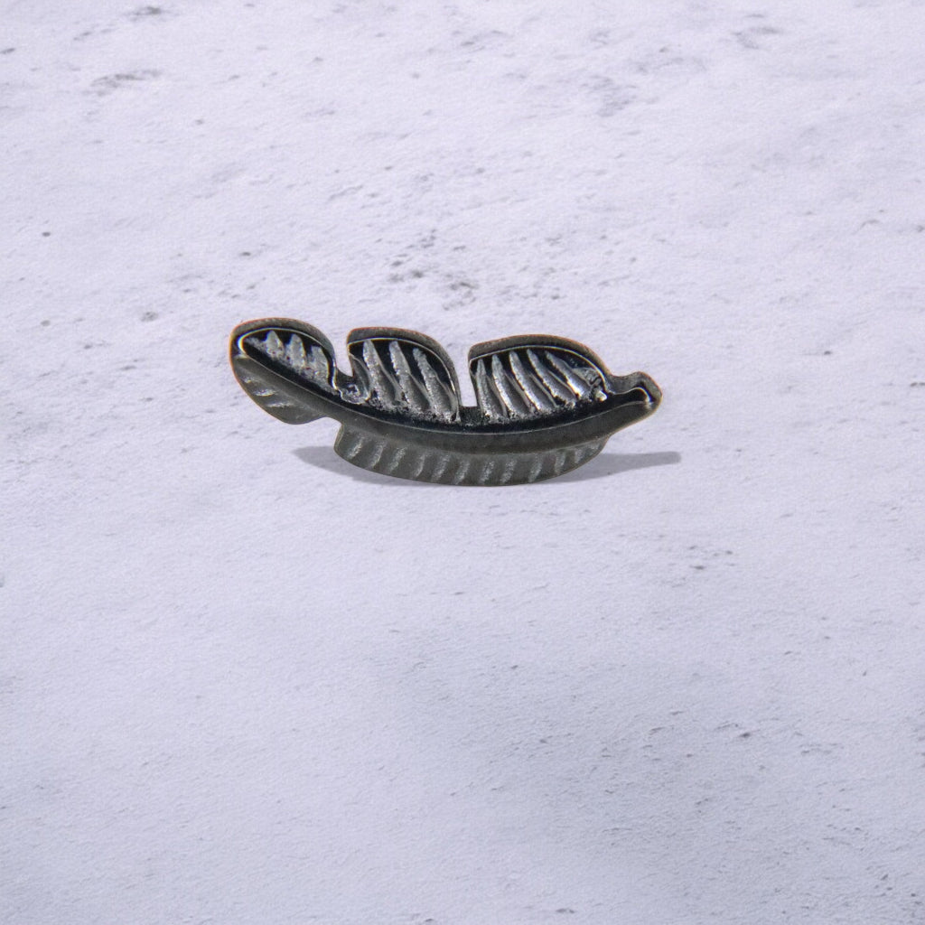 LABRET PLUMA