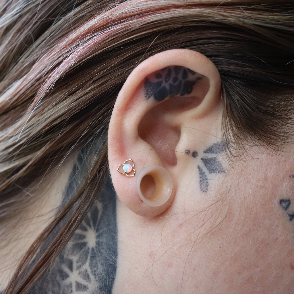 LABRET IRIS