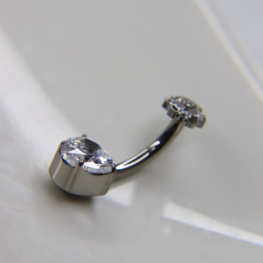 NAVEL AURENZA