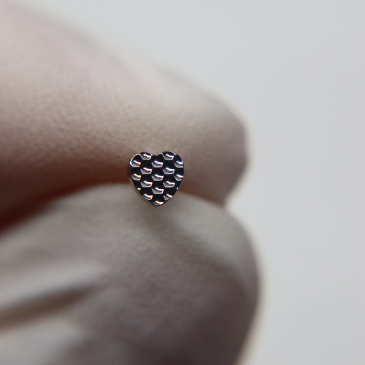 LABRET CORAZÓN EN CORTE CIRCULAR