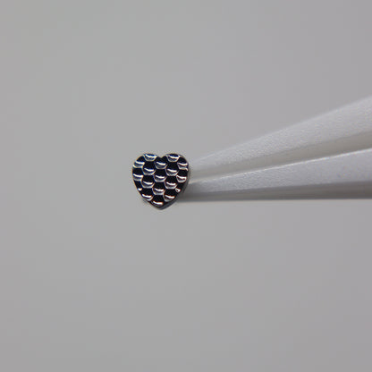 LABRET CORAZÓN EN CORTE CIRCULAR
