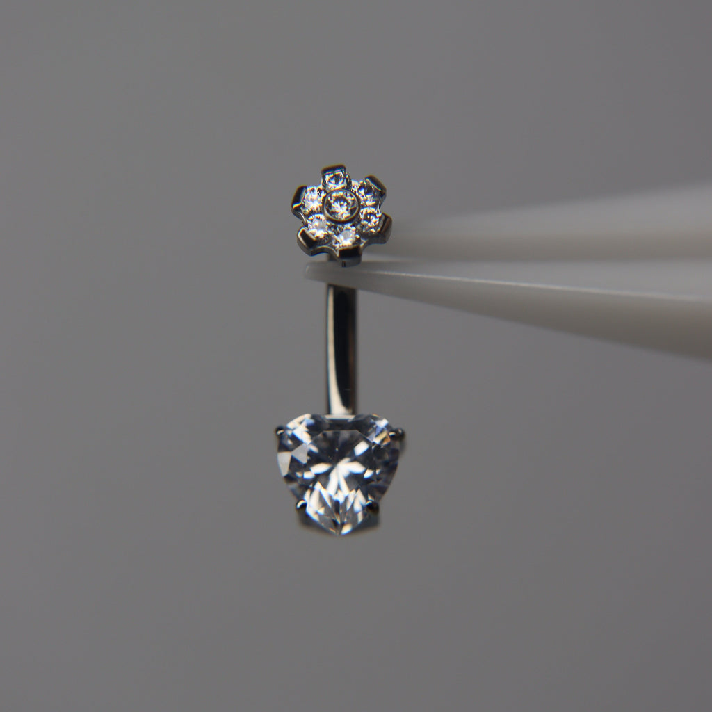NAVEL AURENZA