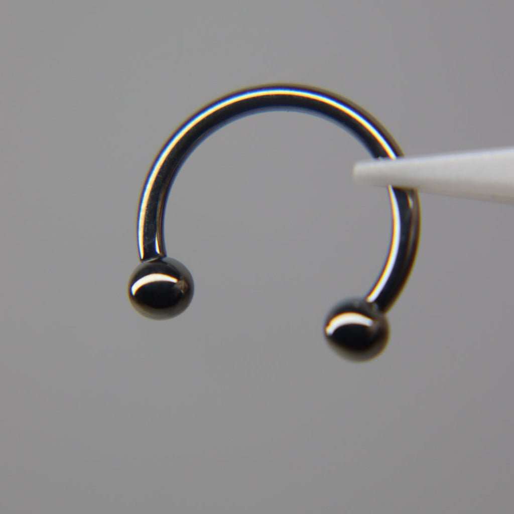 ARO HORSESHOE