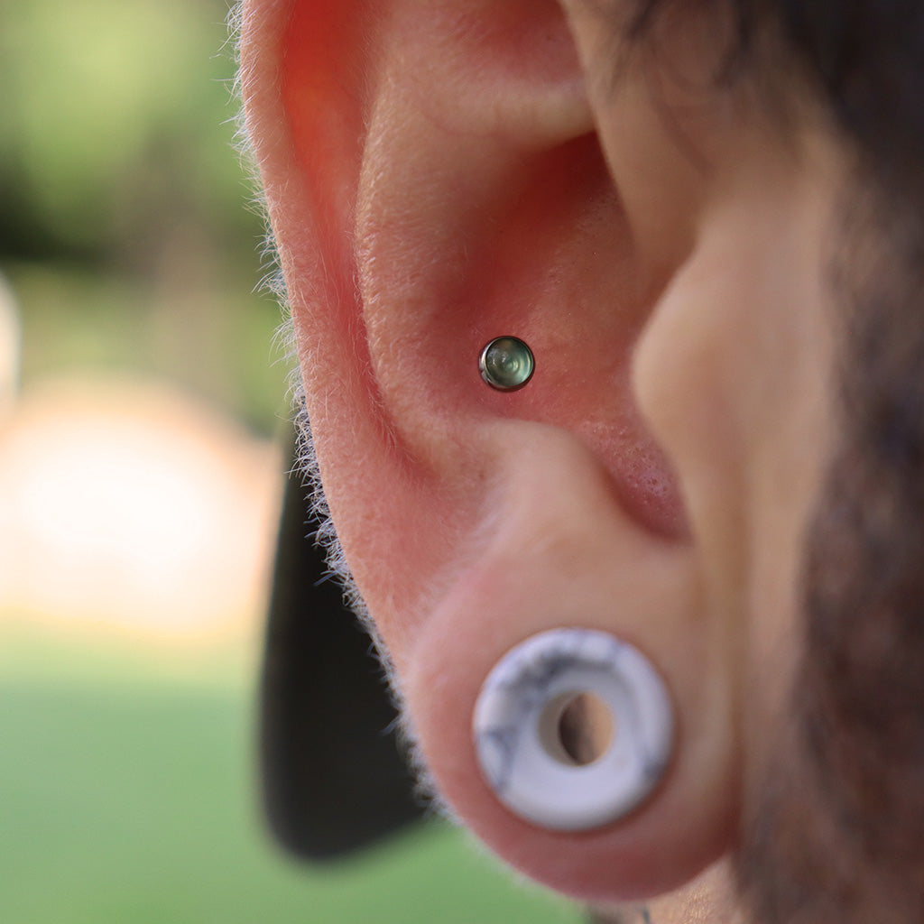 LABRET CON PIEDRA NATURAL