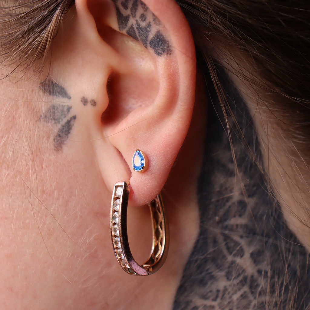 LABRET AZARA